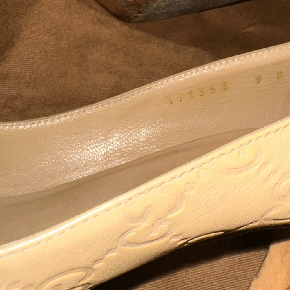 GUCCI Guccissima Horse-bit Leather Peep Toe Pump - Picture 11 of 15